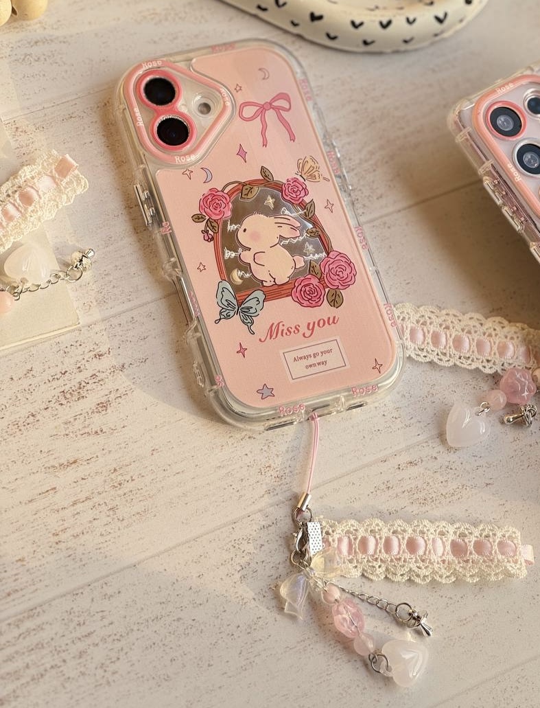 قاب فانتزی آیفون همراه آویز ست پارچه ای