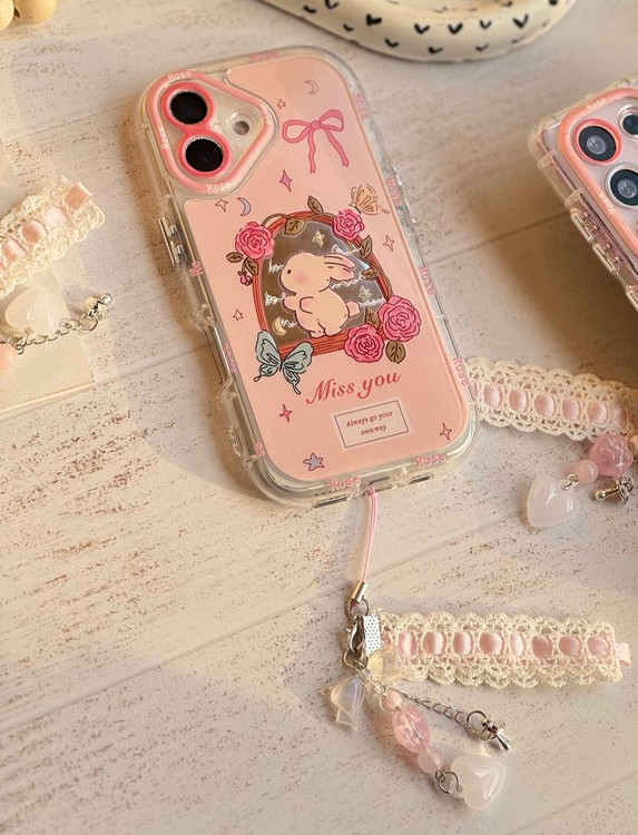 قاب فانتزی آیفون همراه آویز ست پارچه ای