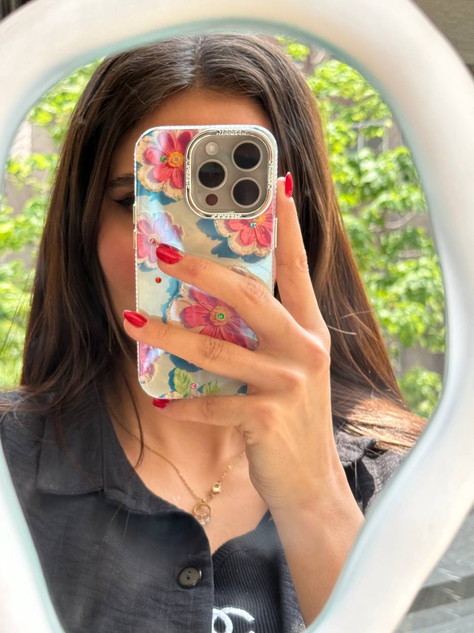قاب گل آیفون