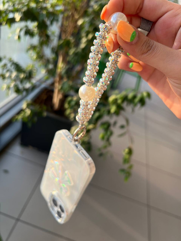 آویز گوشی بدون نیاز به قاب خاص