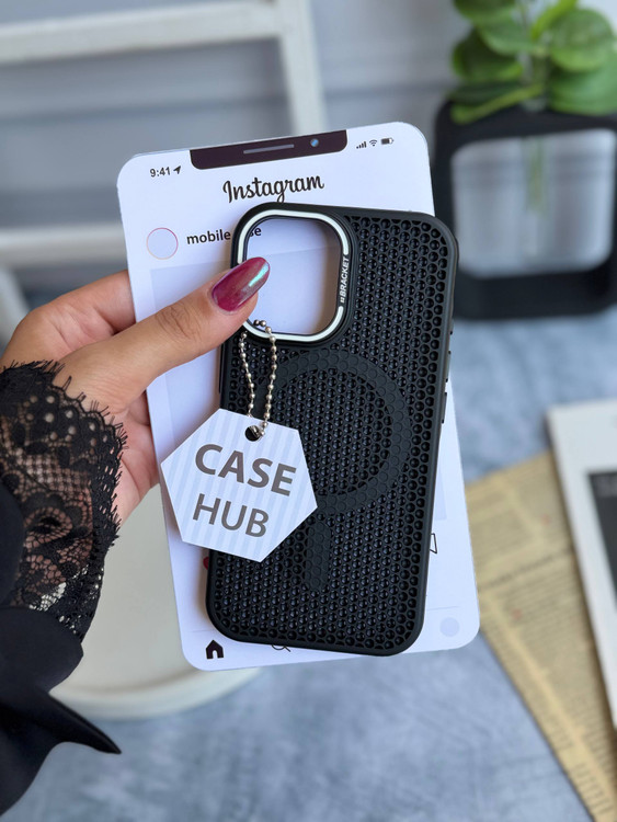 قاب آیفون ۱۳ مردانه