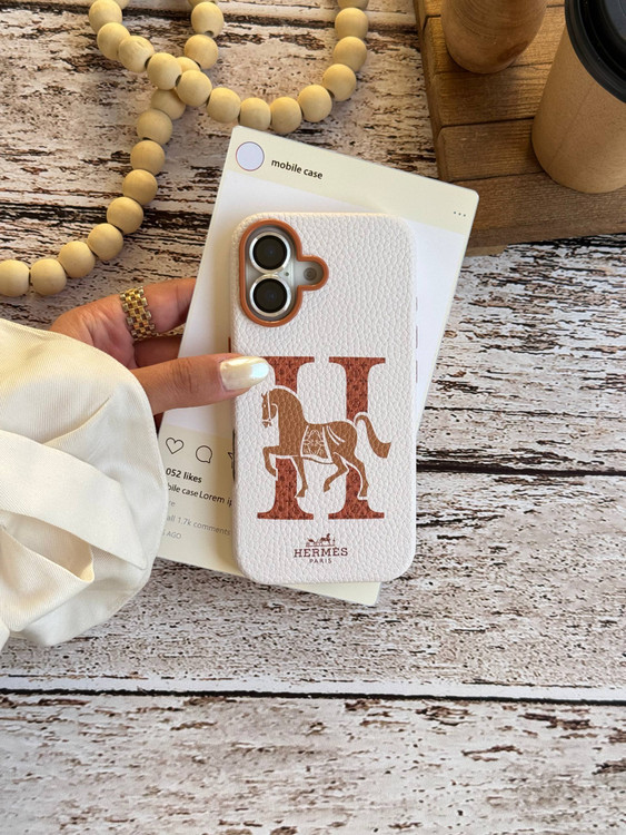 قاب چرم آیفون برند هرمس