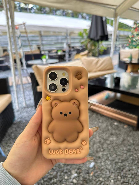 خرید قاب سیلیکونی آیفون طرح خرس فیجیتی Luck Bear نرم و قابل شستشو