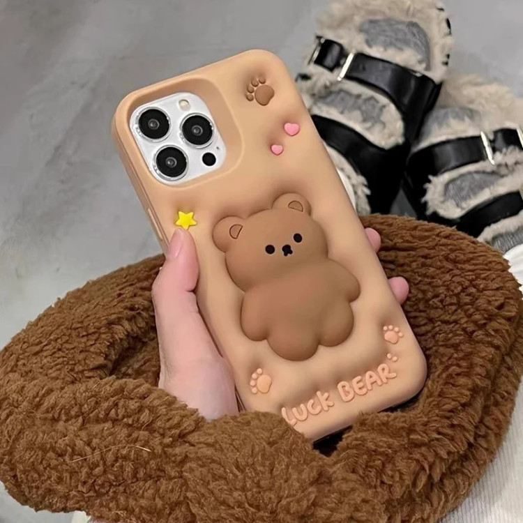 قاب عروسکی آیفون 13 پرو و 11 نرمال طرح خرس فیجیتی Luck Bear کاورسین