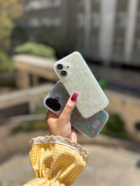 قاب آیفون یخی گل و پاپیون مناسب برای استایلهای خاص و اکسسوری موبایل