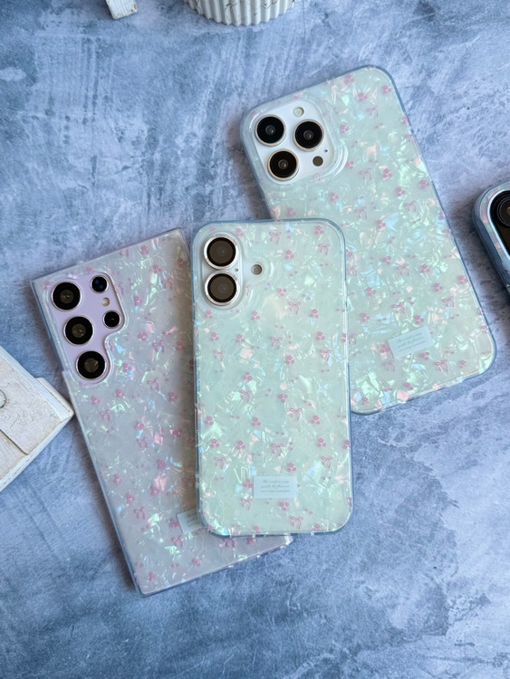 کاور گوشی آیفون طرح یخی با لبههای محافظت شده و طراحی رویایی