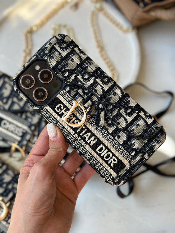 قاب آیفون دیور پارچهای با جای کارت بانکی و مدارک مناسب استایل خاص Dior Case